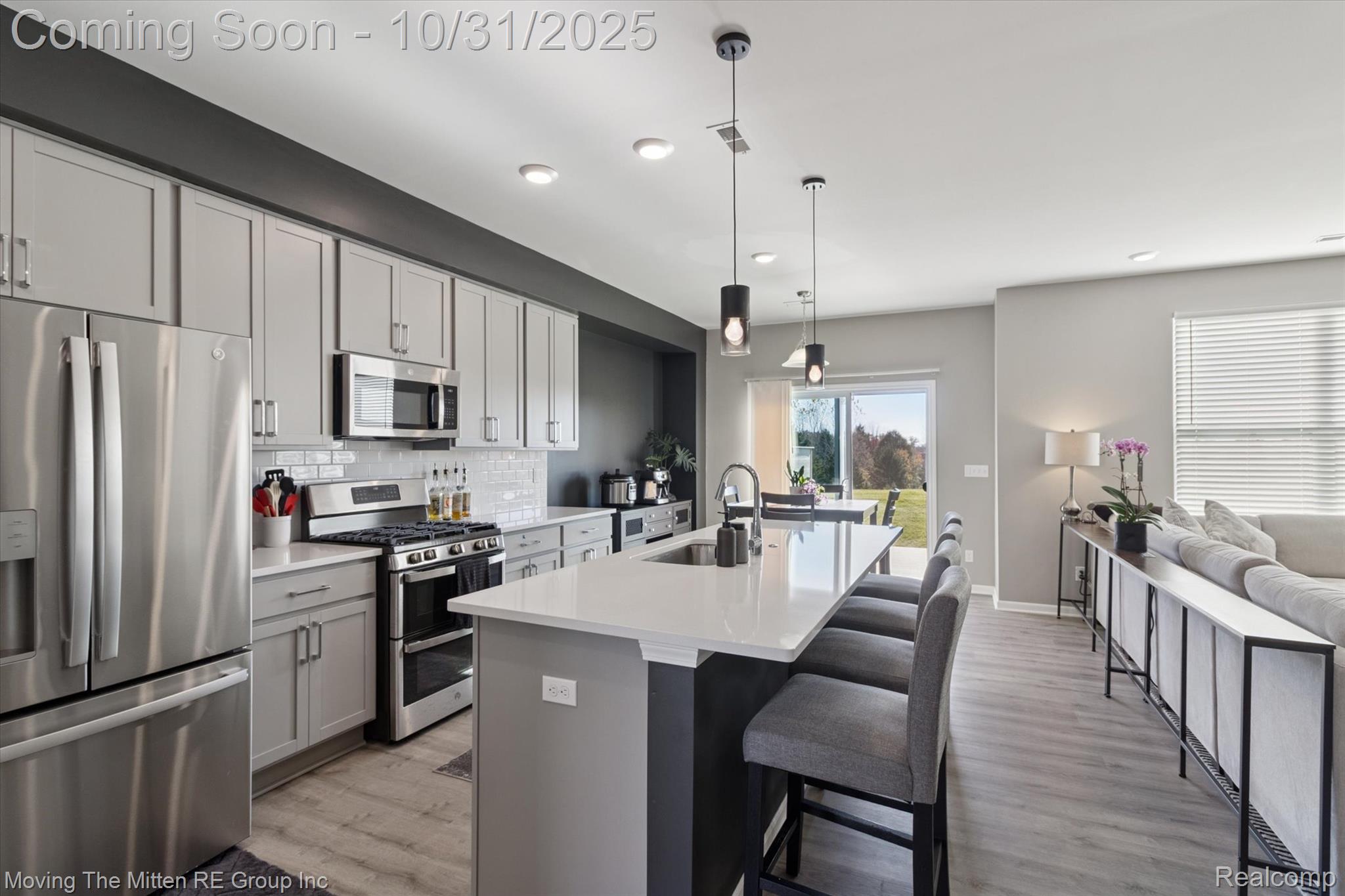 1402 Salt Springs Drive