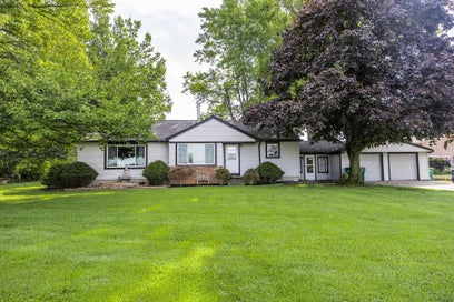64690 Gratiot Ave Avenue Lenox Township MI 48050