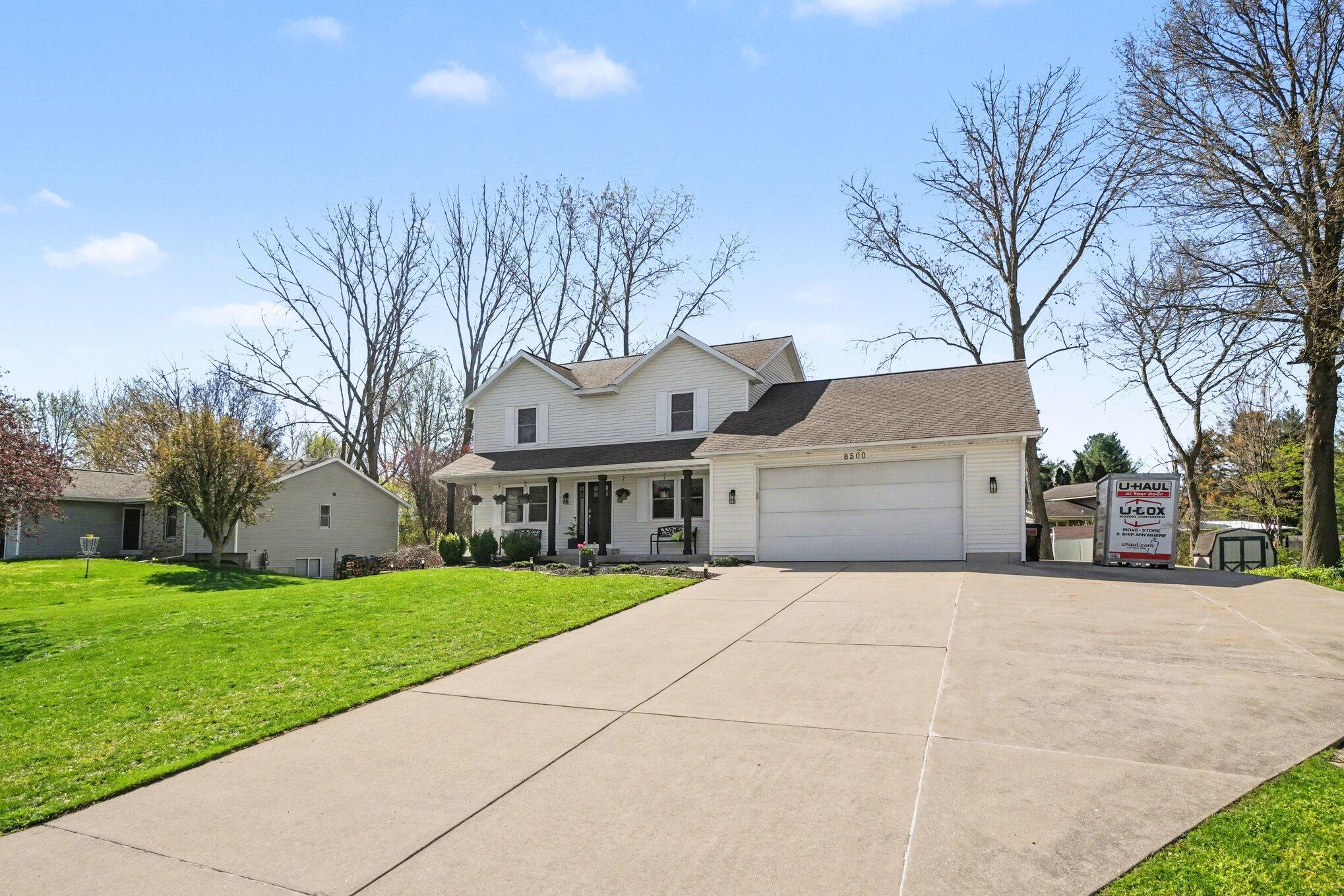 8500 S Maple Court