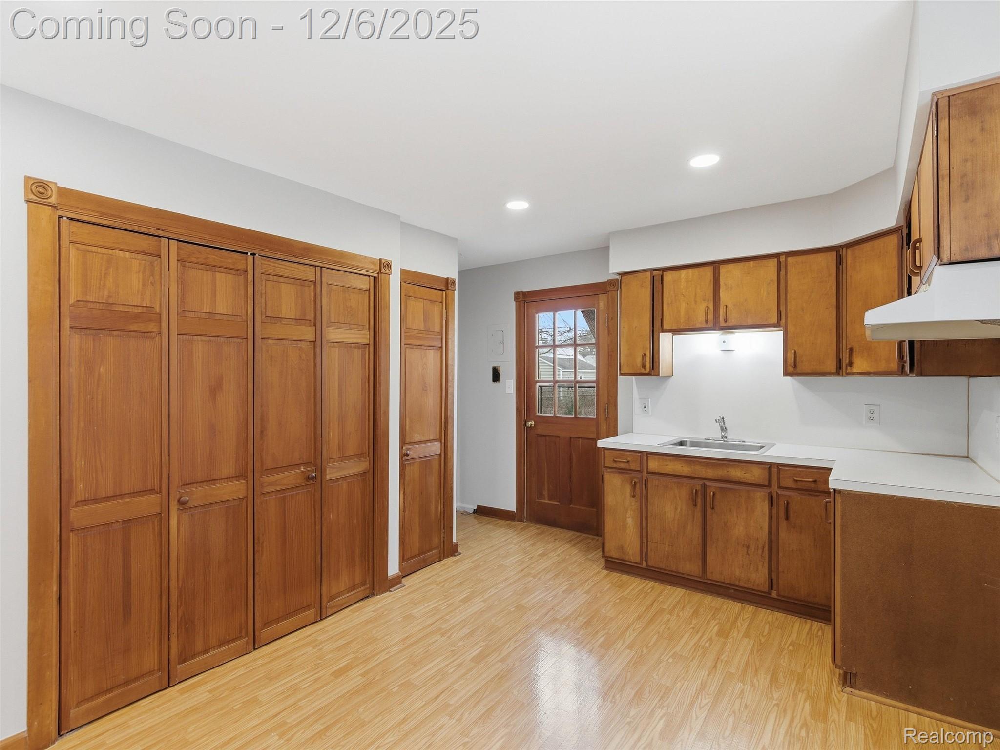 1811 E Marshall Street