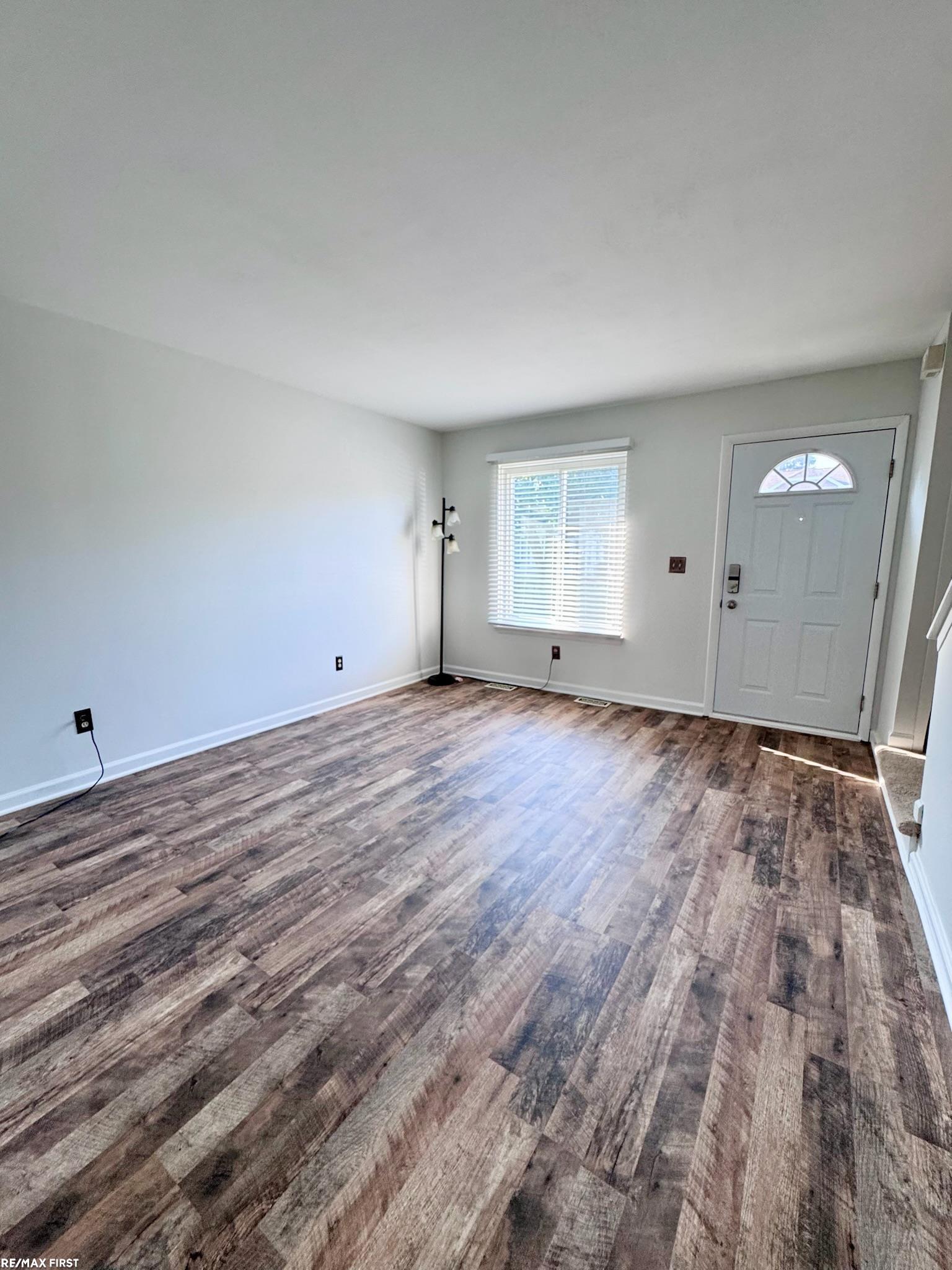 45874 Kensington Street