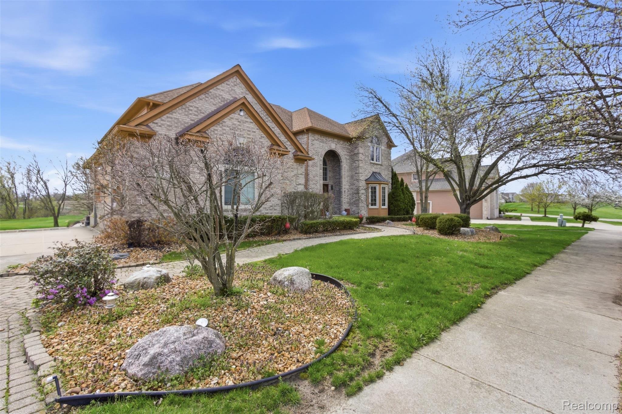 2935 Ivy Hill Drive