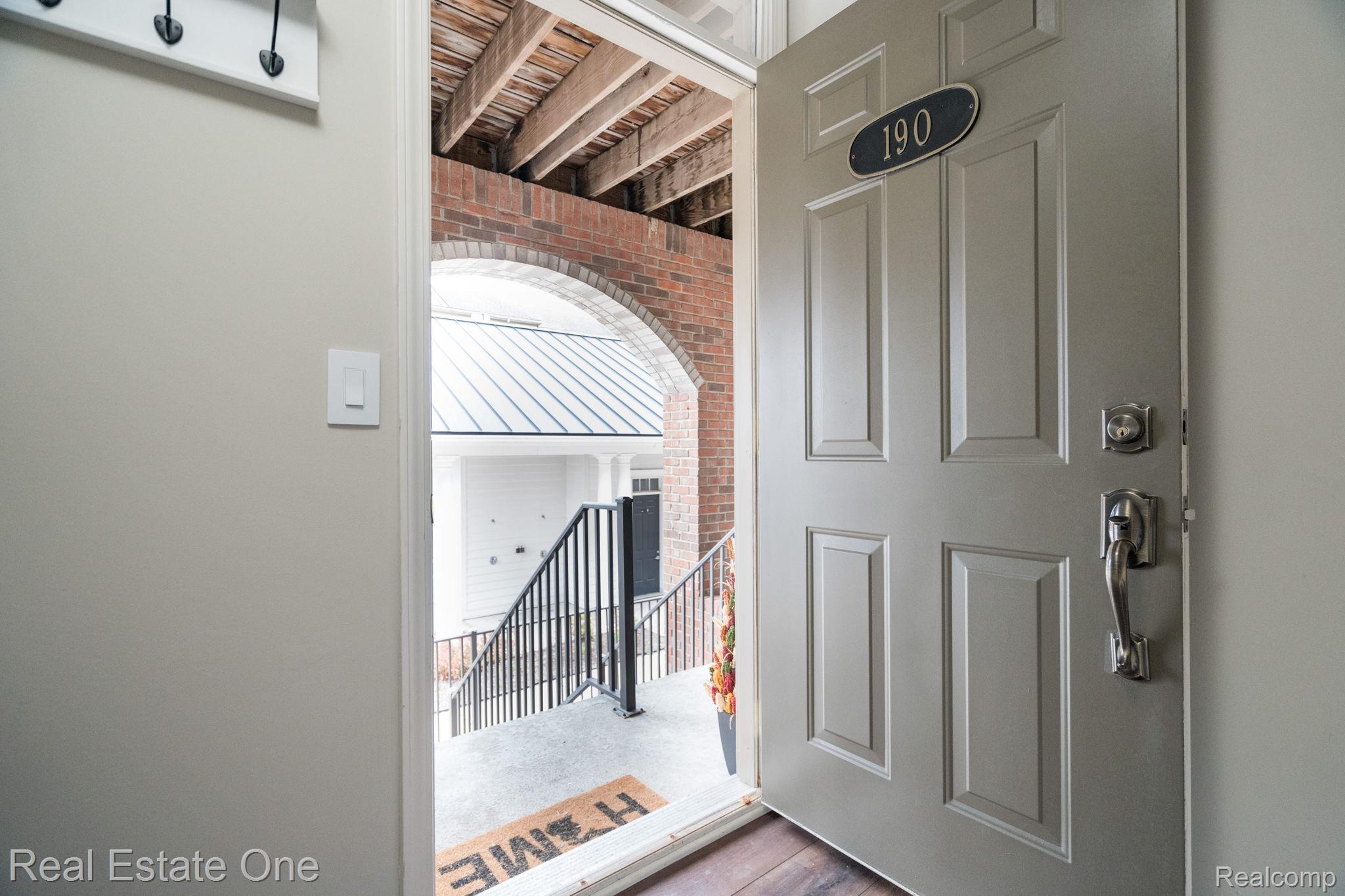 190 Amys Walk