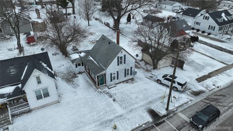 403 E King Street E Owosso City MI 48867