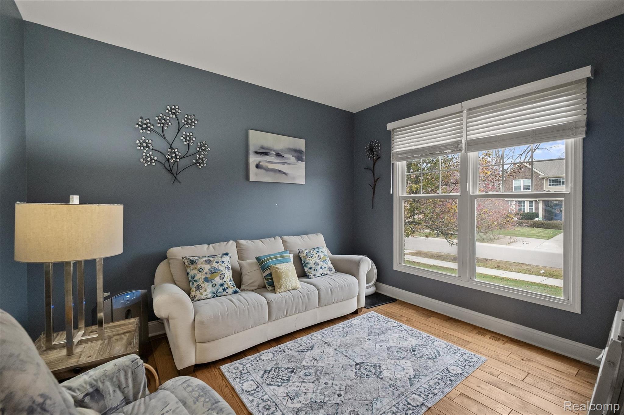 6135 Strawberry Circle