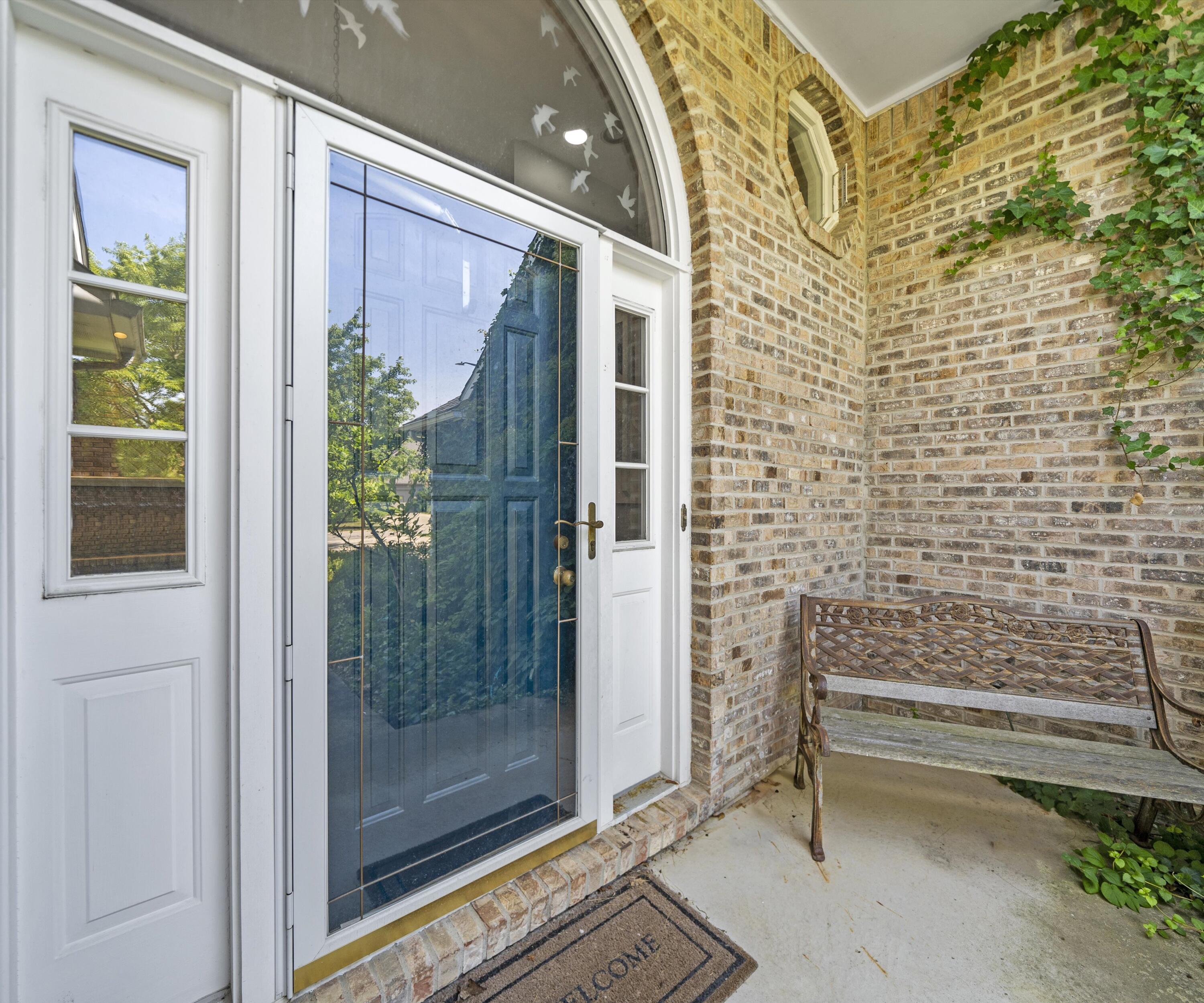 2418 Meadowridge Court