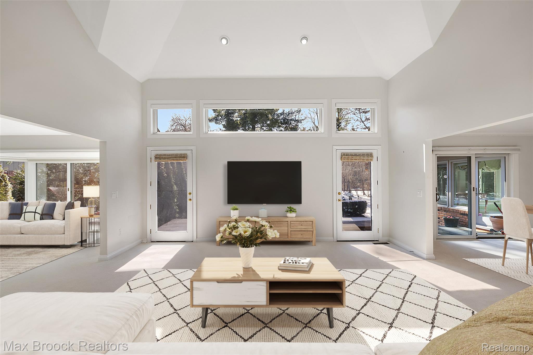 3673 York Court