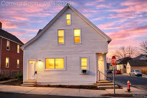 2433 Pulaski Street Hamtramck City MI 48212