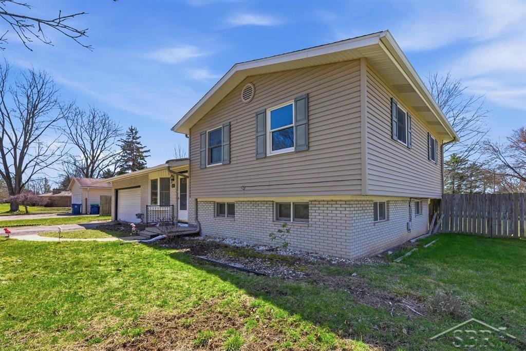 1645 Seminole Lane