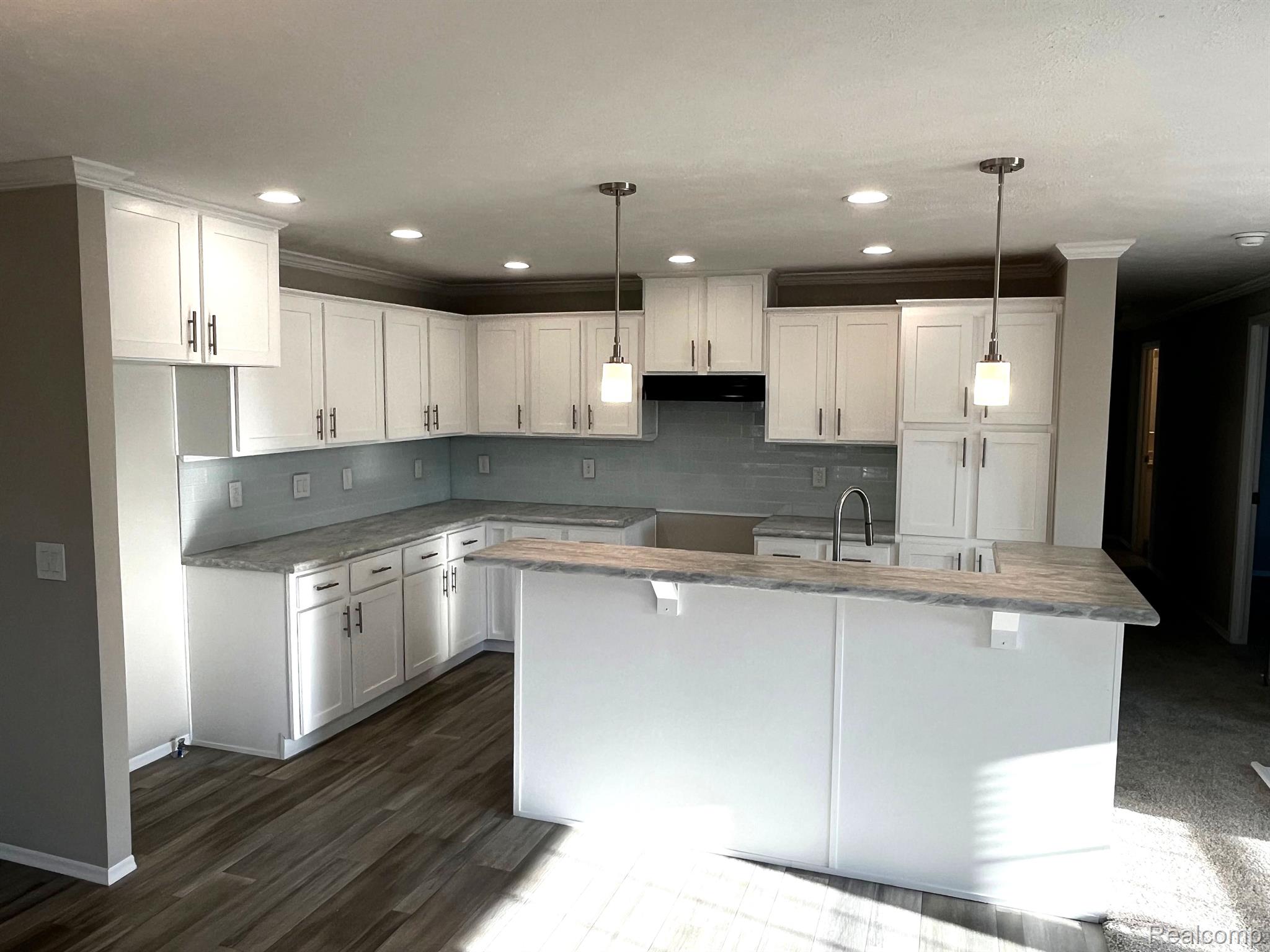 2760 NAPLES Court