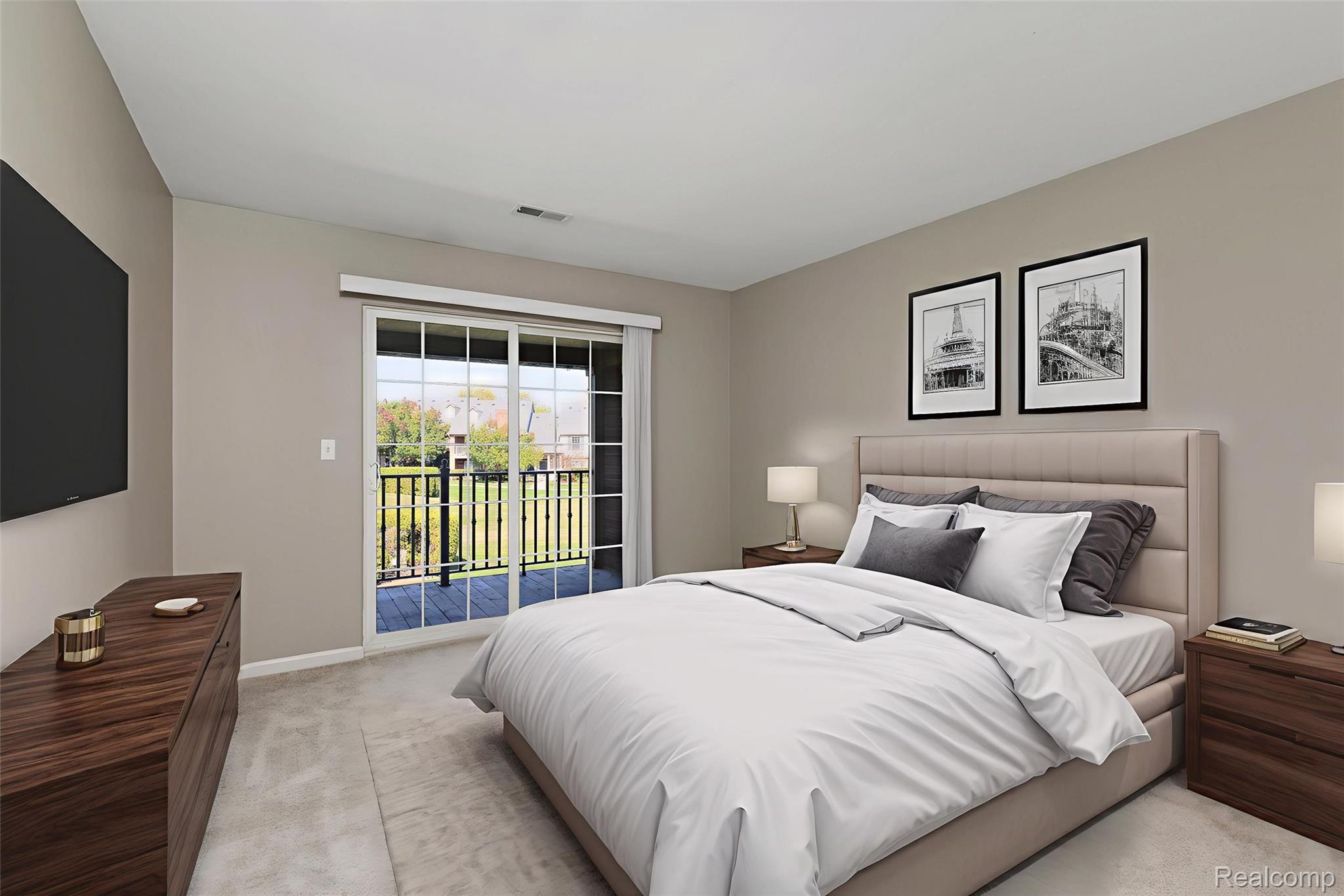 3582 Tremonte Circle S