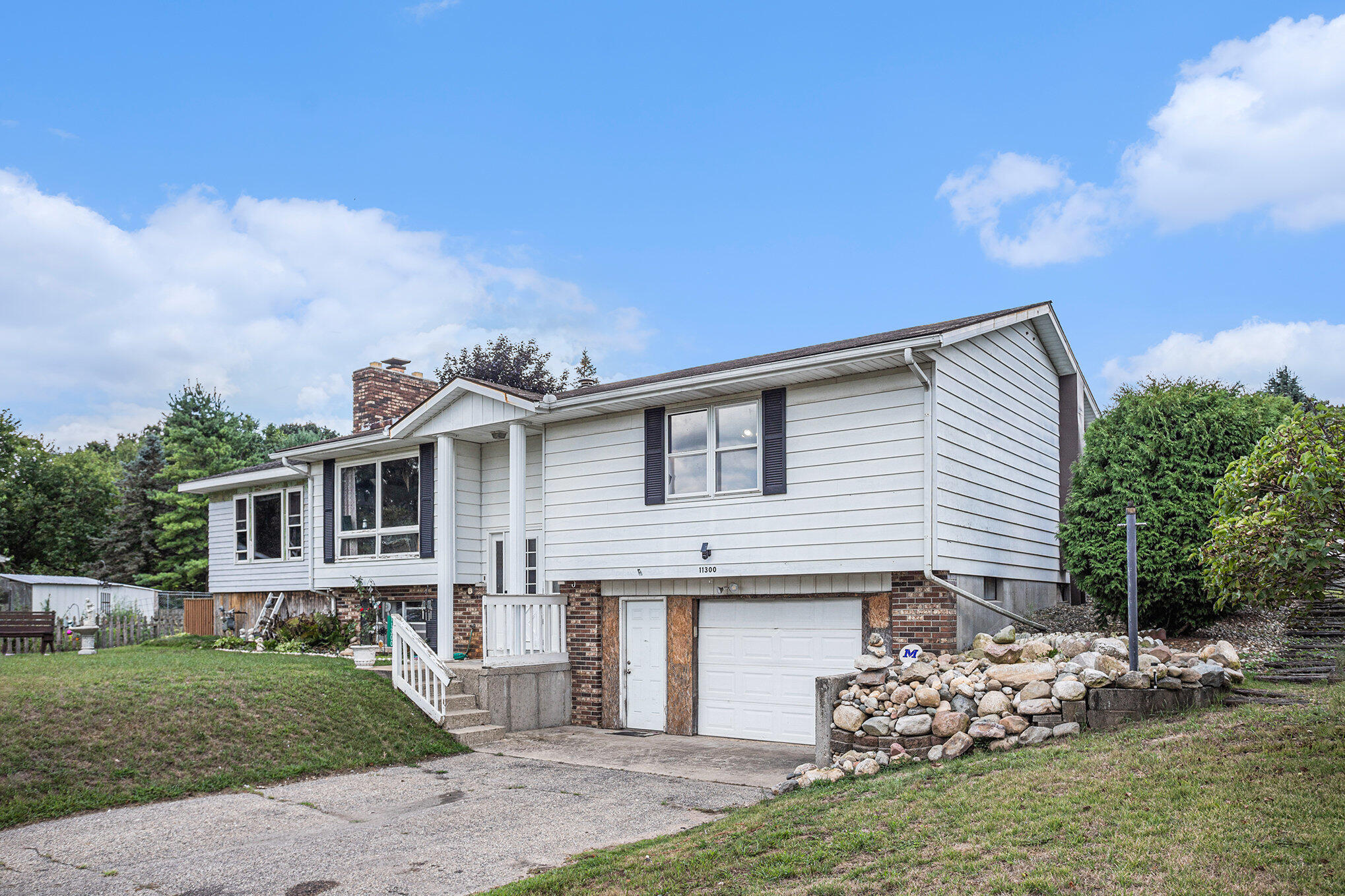 11300 Elizabeth Drive