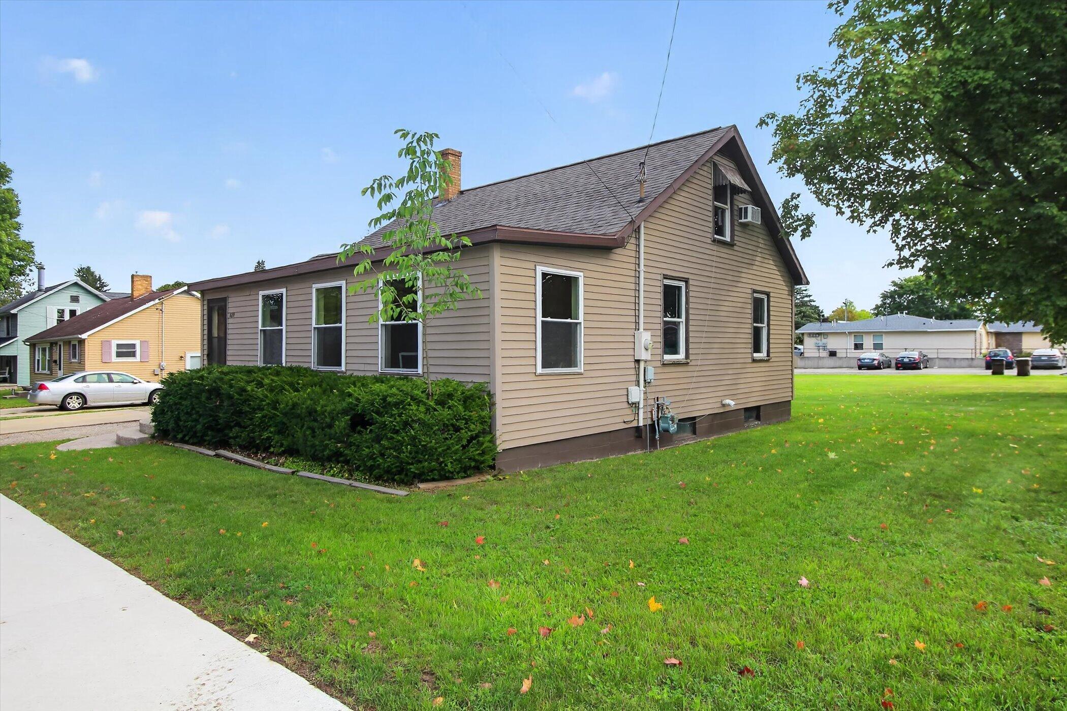 629 Division Street