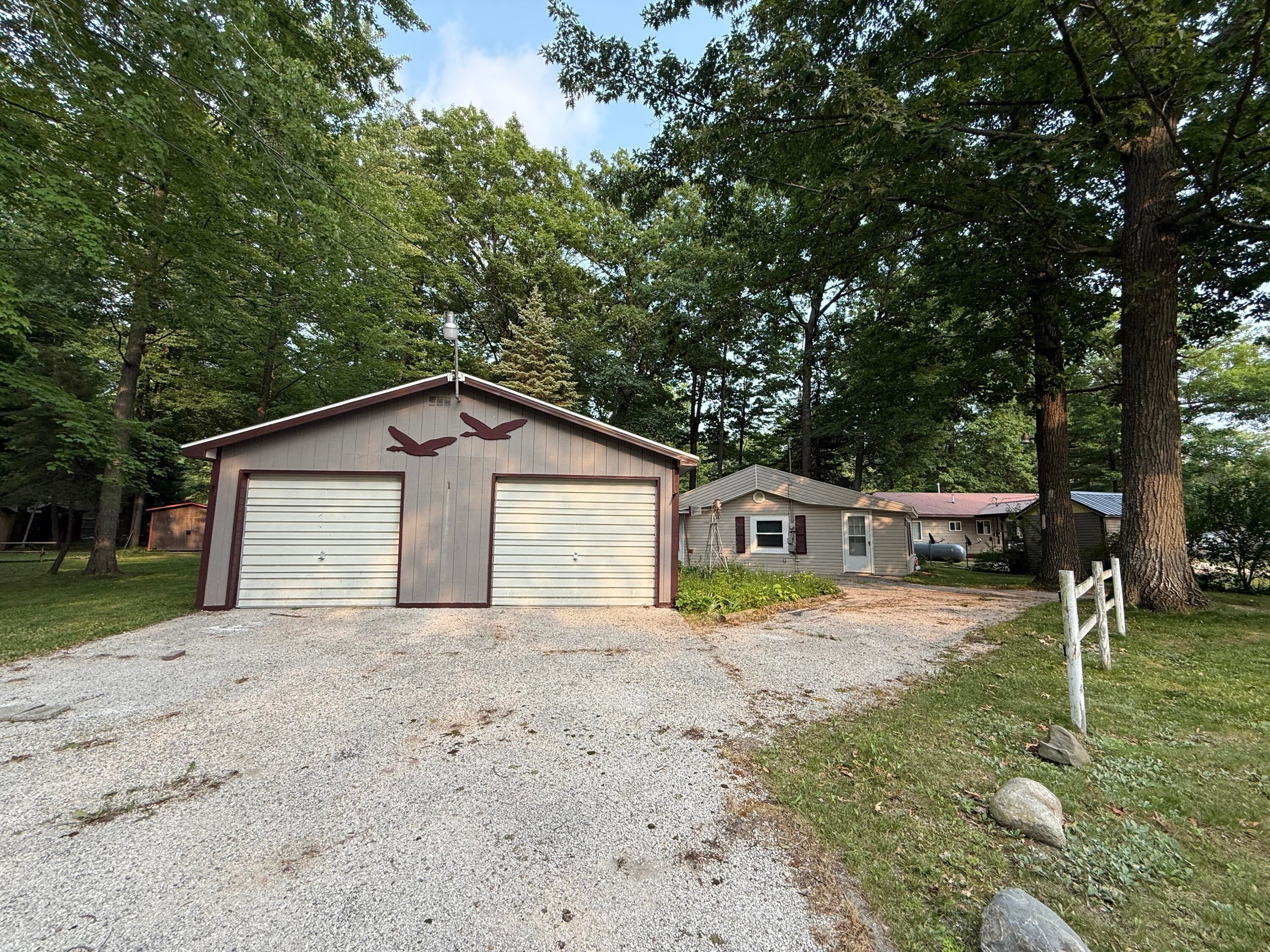 5256 Blueberry Drive
