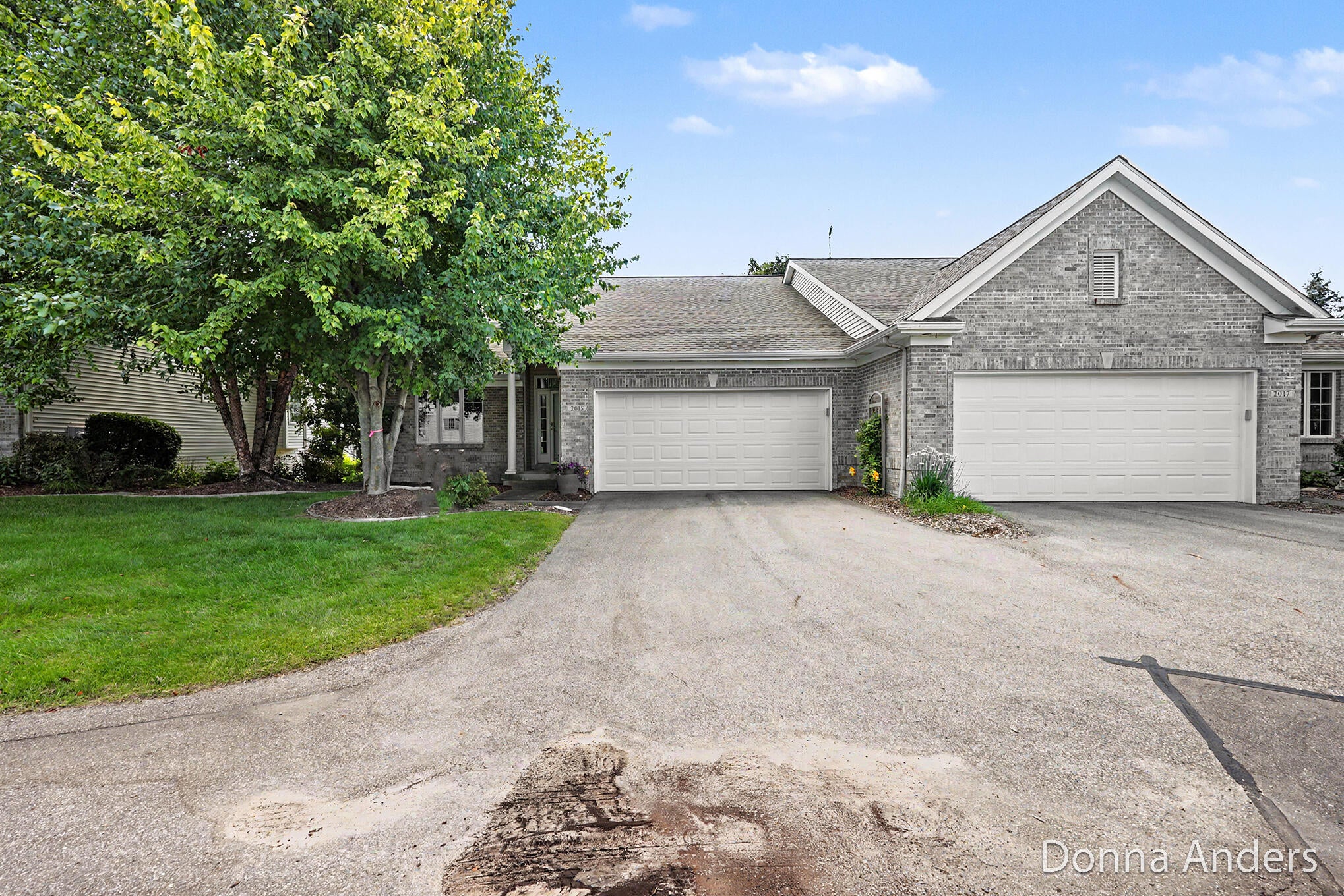 2015 Bryceway Court NE