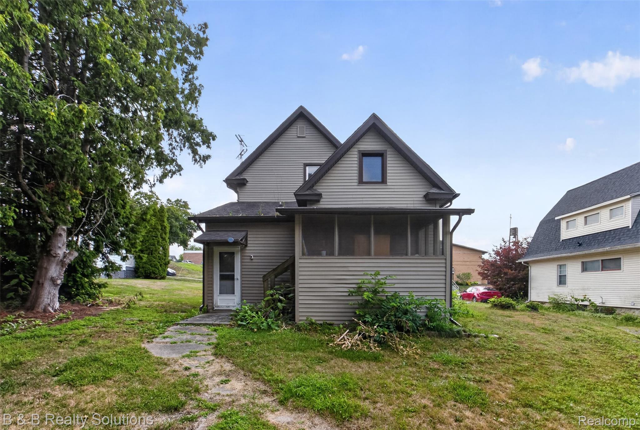 307 N Cherry Street