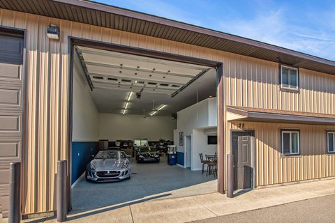 71057 CR 388 25 South Haven Charter Township MI 49090