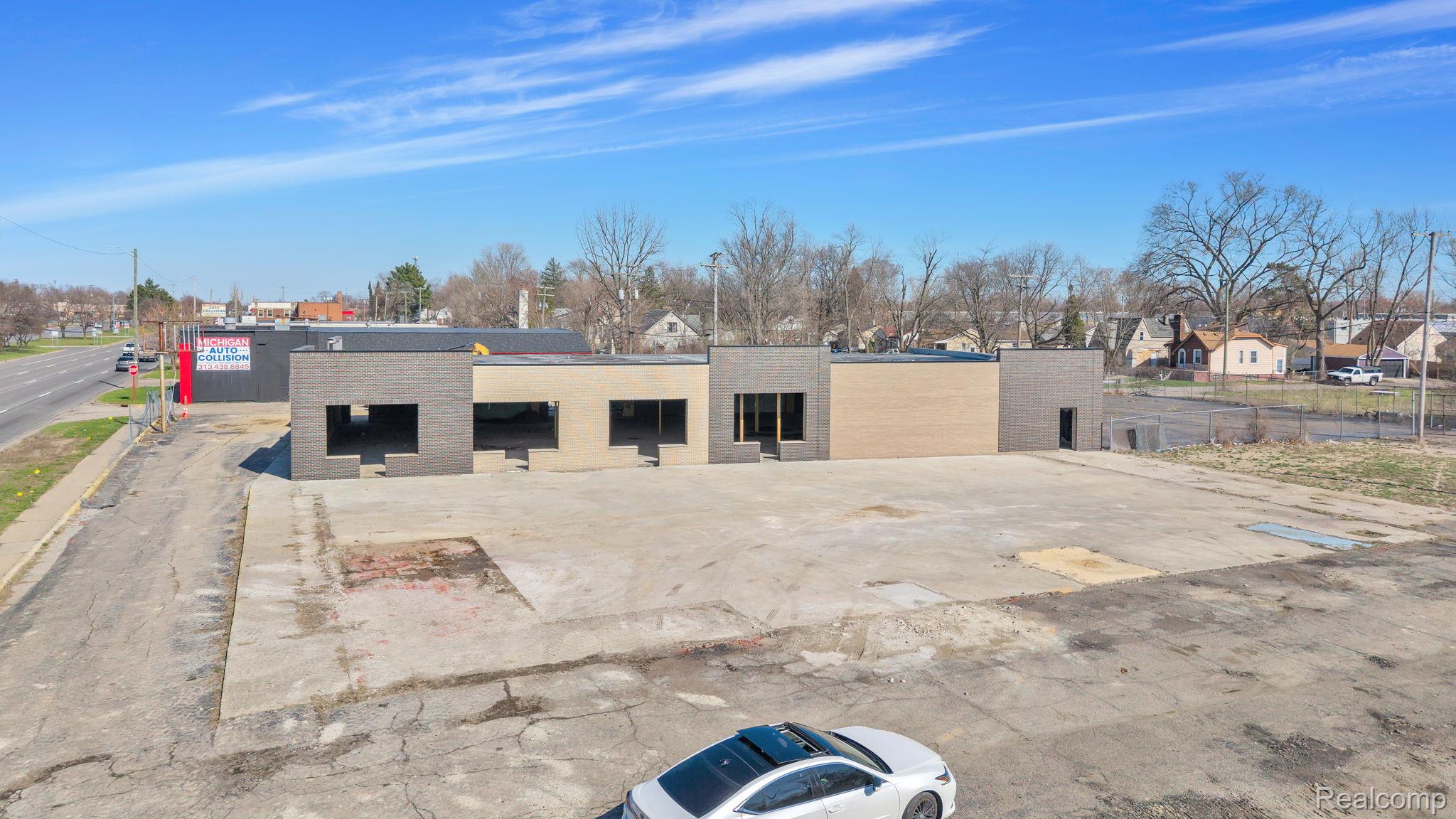 27005 Michigan Avenue