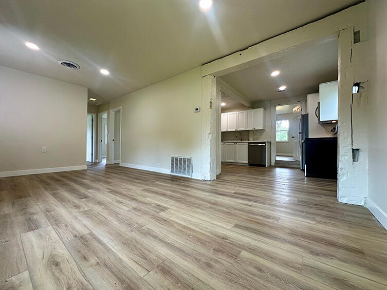 2112 Kathryn Drive