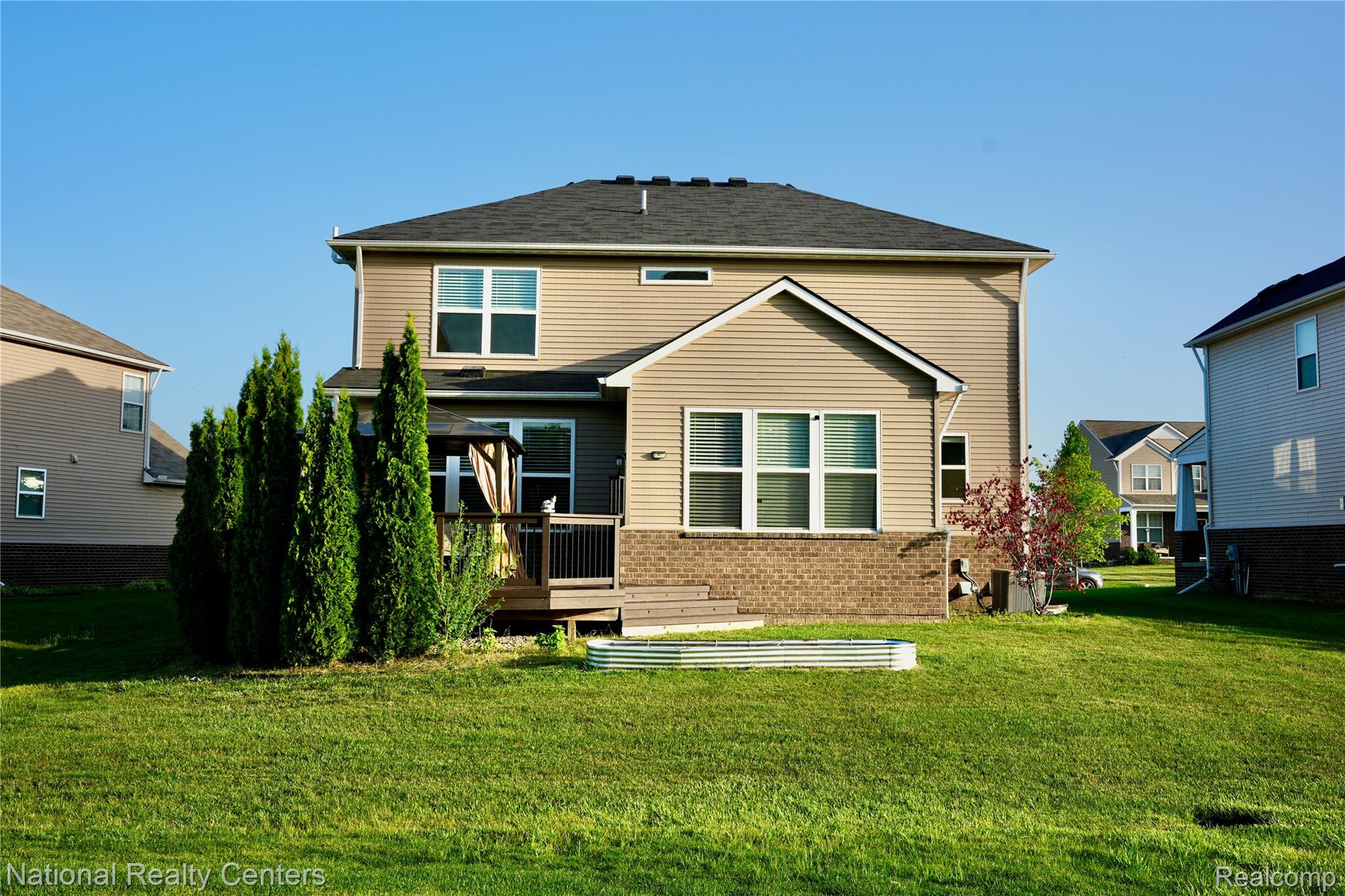 58180 Jonagold Lane