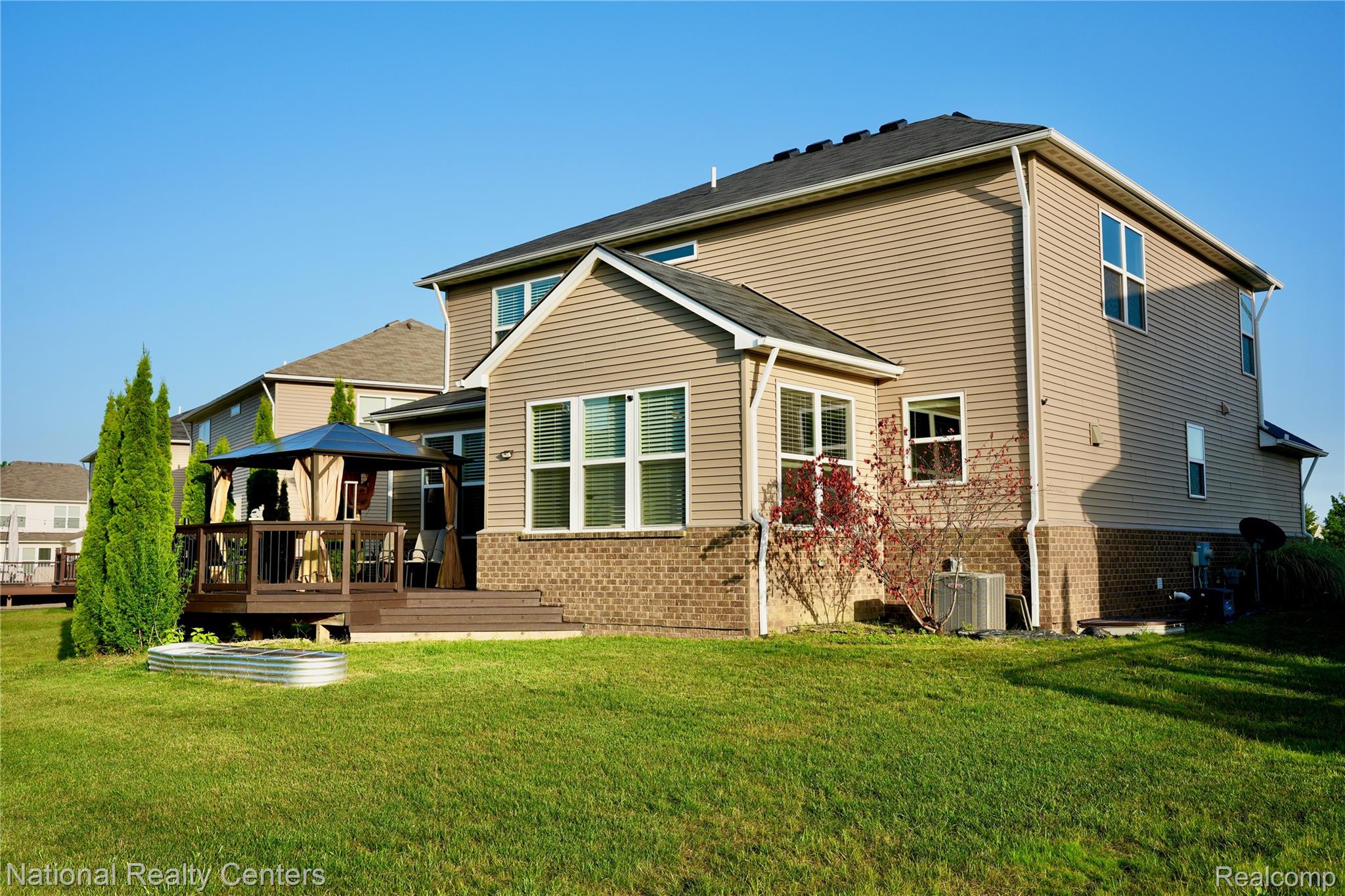 58180 Jonagold Lane
