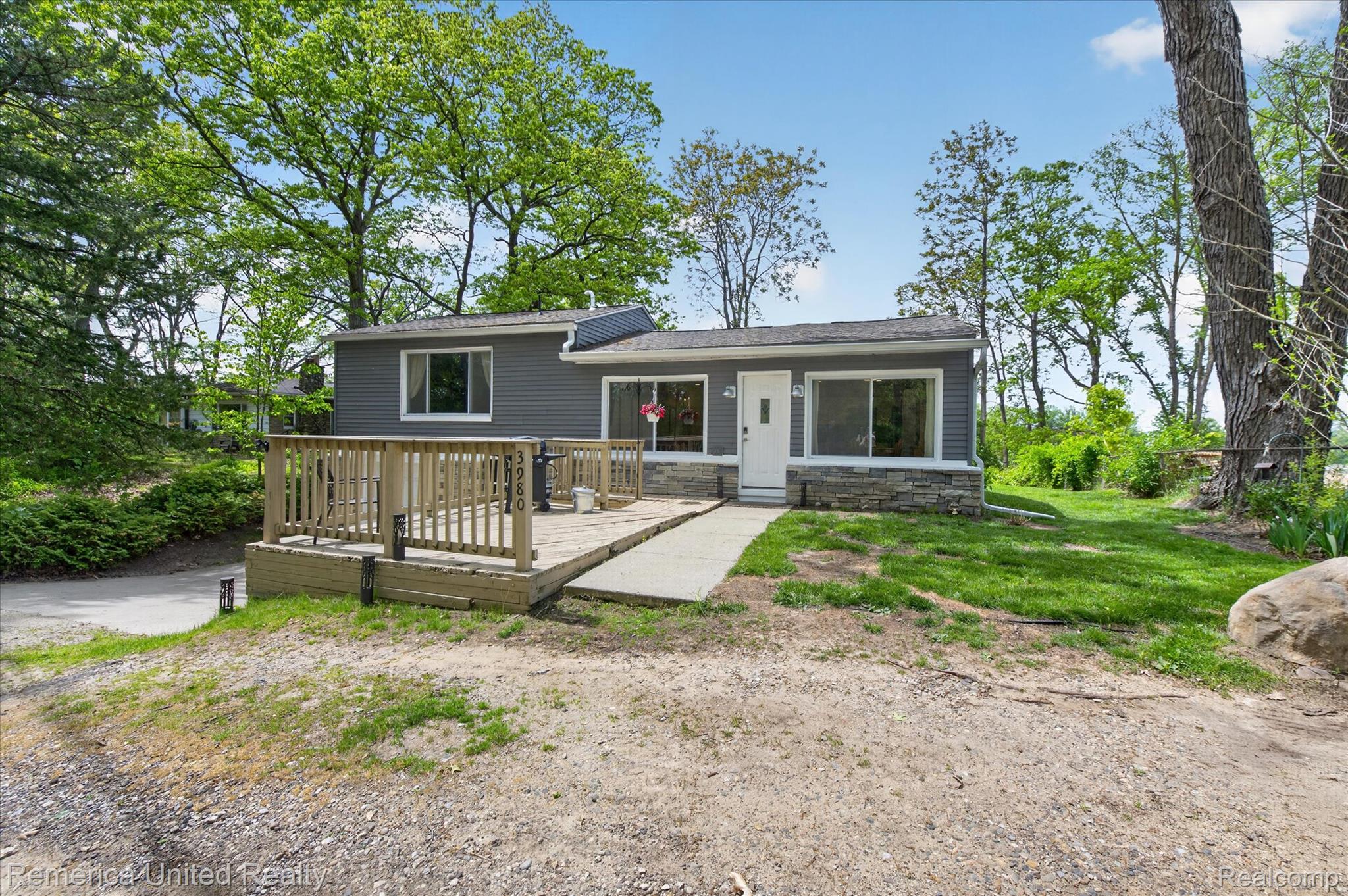 3980 Ben Hur Drive
