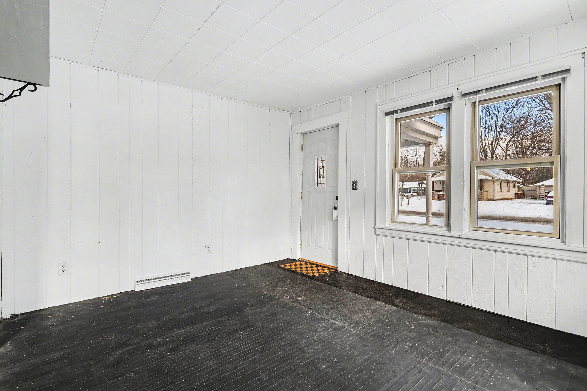 119 Greenfield Boulevard