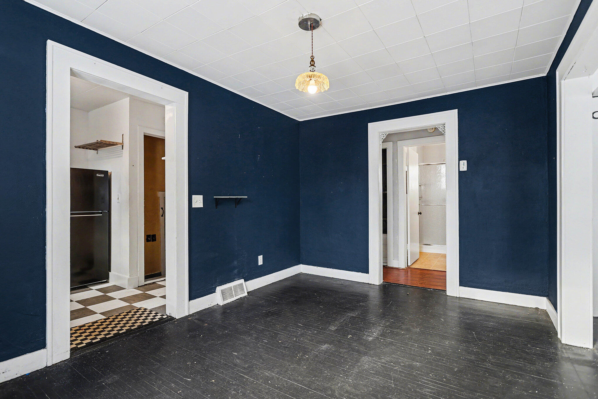 119 Greenfield Boulevard