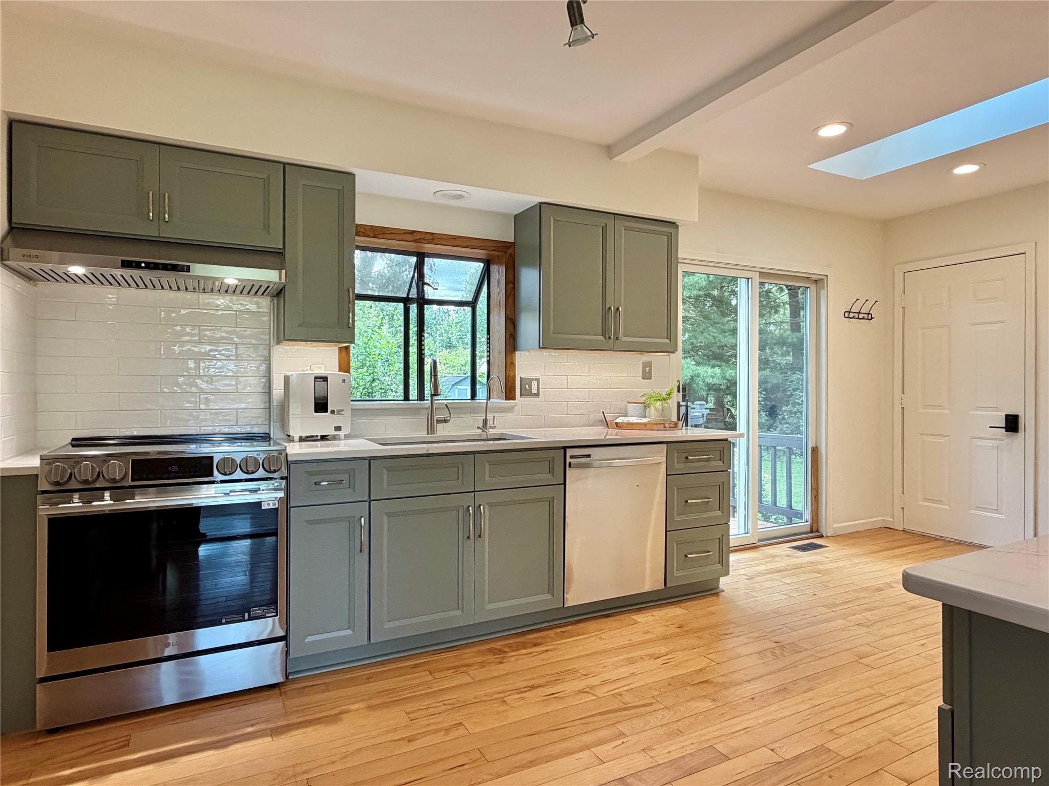 306 Michelson Road