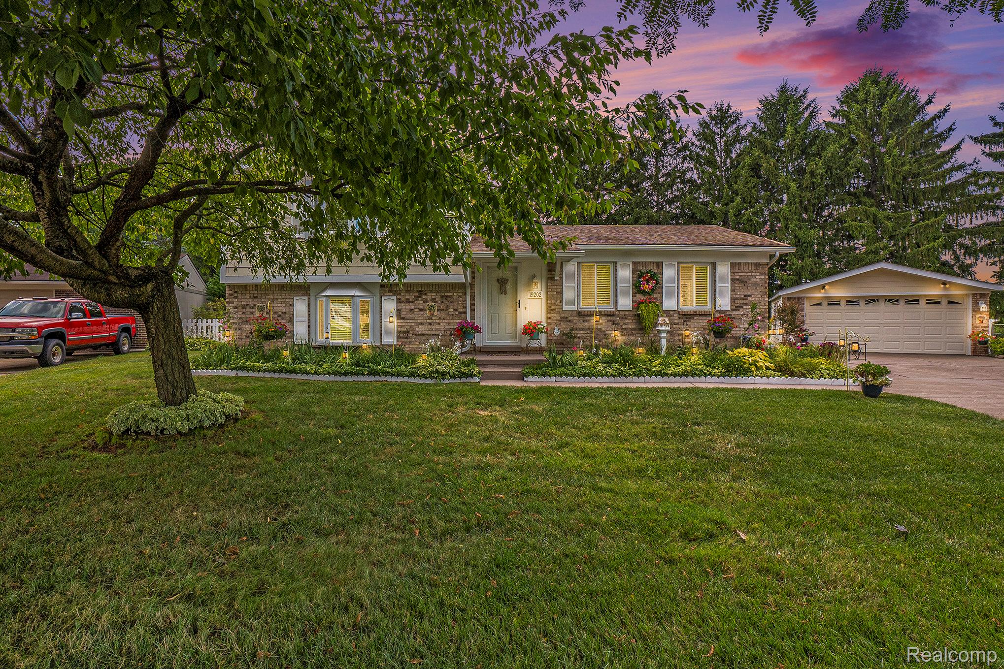 19202 Edward Court