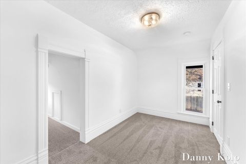 Tiny photo for 1245 Paris Avenue NE, Grand Rapids City, MI 49505 (MLS # 65026005998)