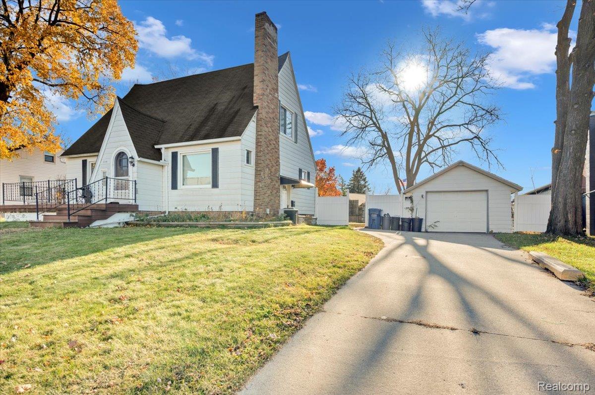 238 E Nepessing Street