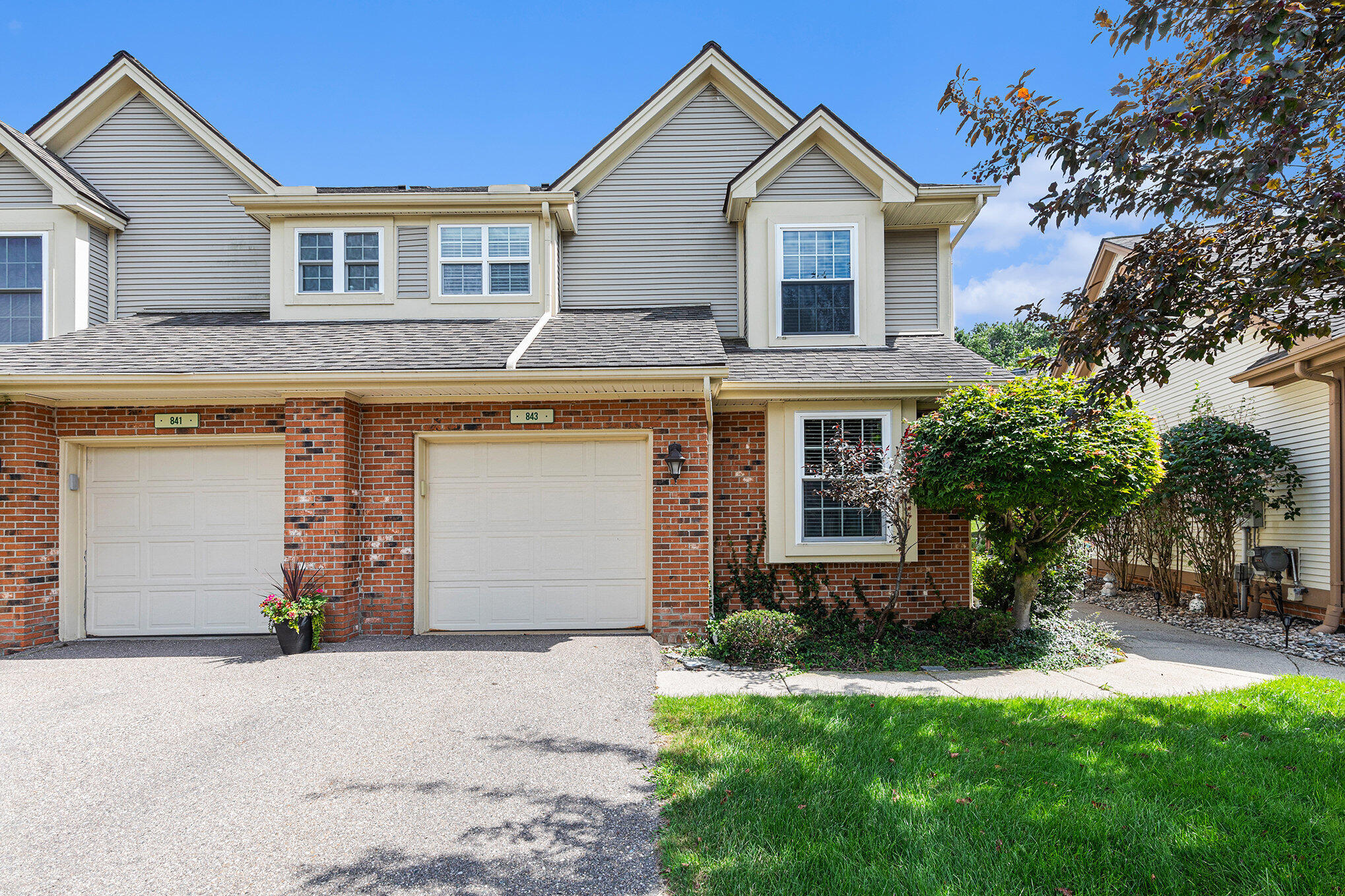 843 Whisperwood Trail