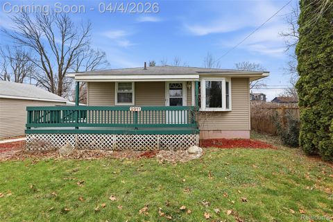 2911 Mott Avenue Waterford Charter Township MI 48328