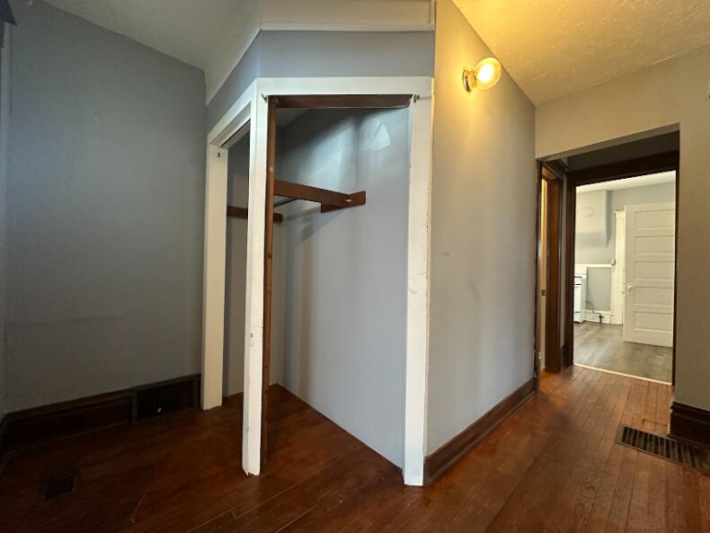 1209 Jefferson Avenue