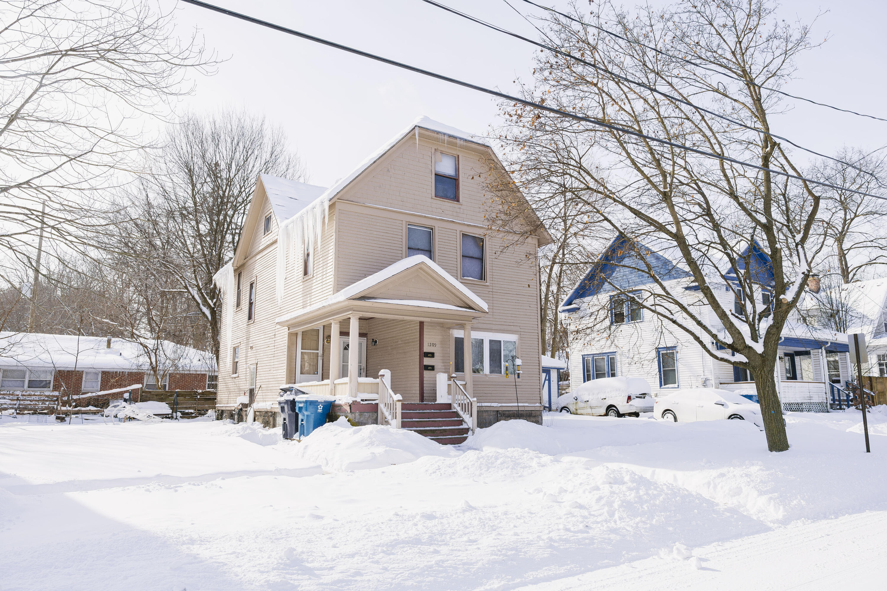 1209 Jefferson Avenue