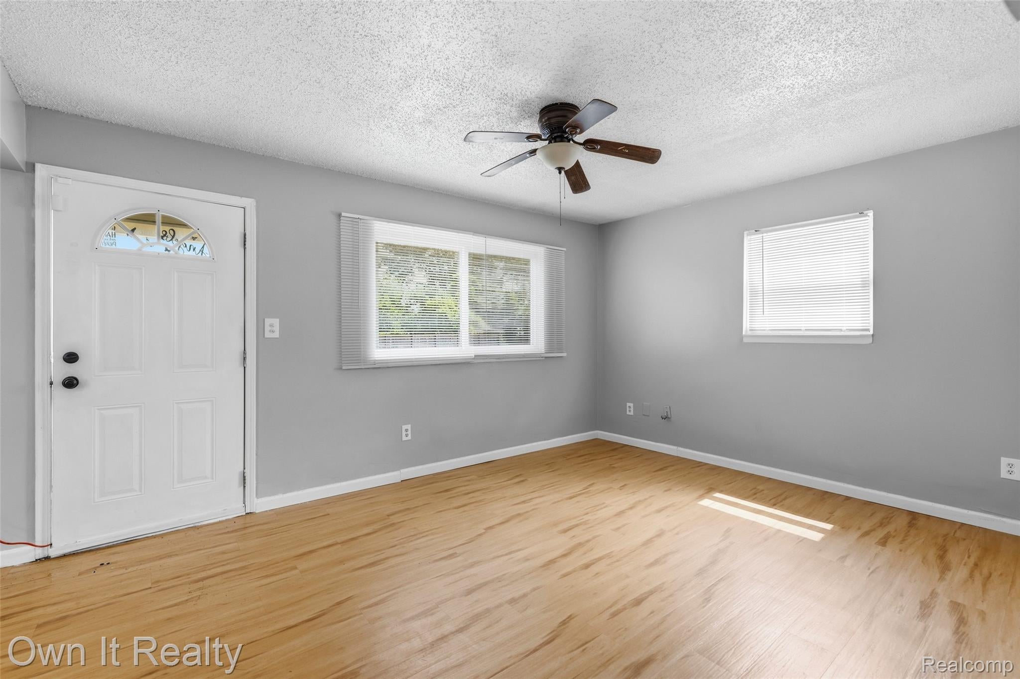 8082 Robert Street