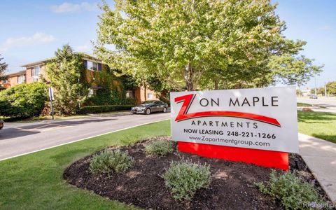629 W Maple Road Unit 15 Clawson City MI 48017