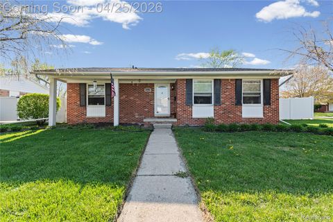 18516 Aldrin Avenue Brownstown Charter Township MI 48193