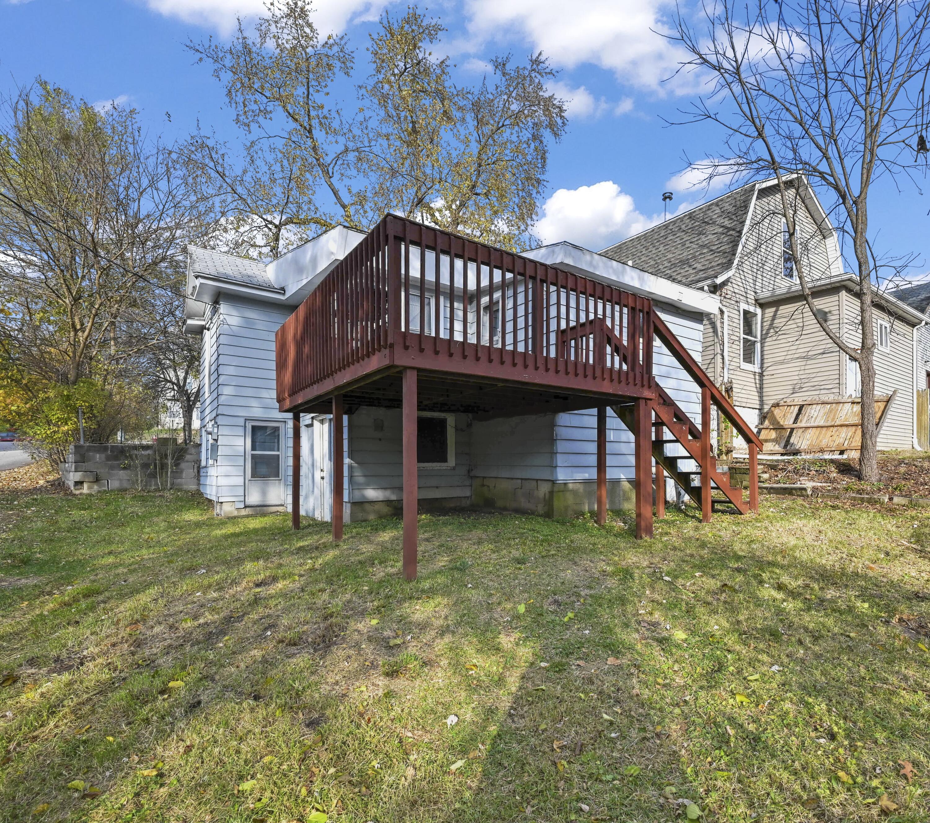 411 Hinckley Boulevard