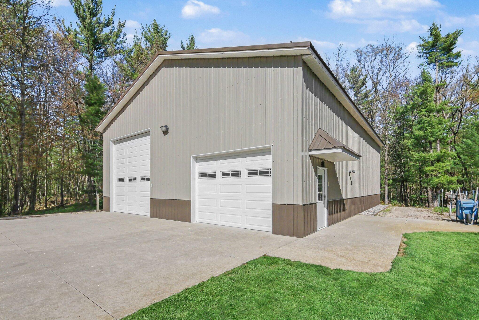 11010 Lincoln Lake Road NE
