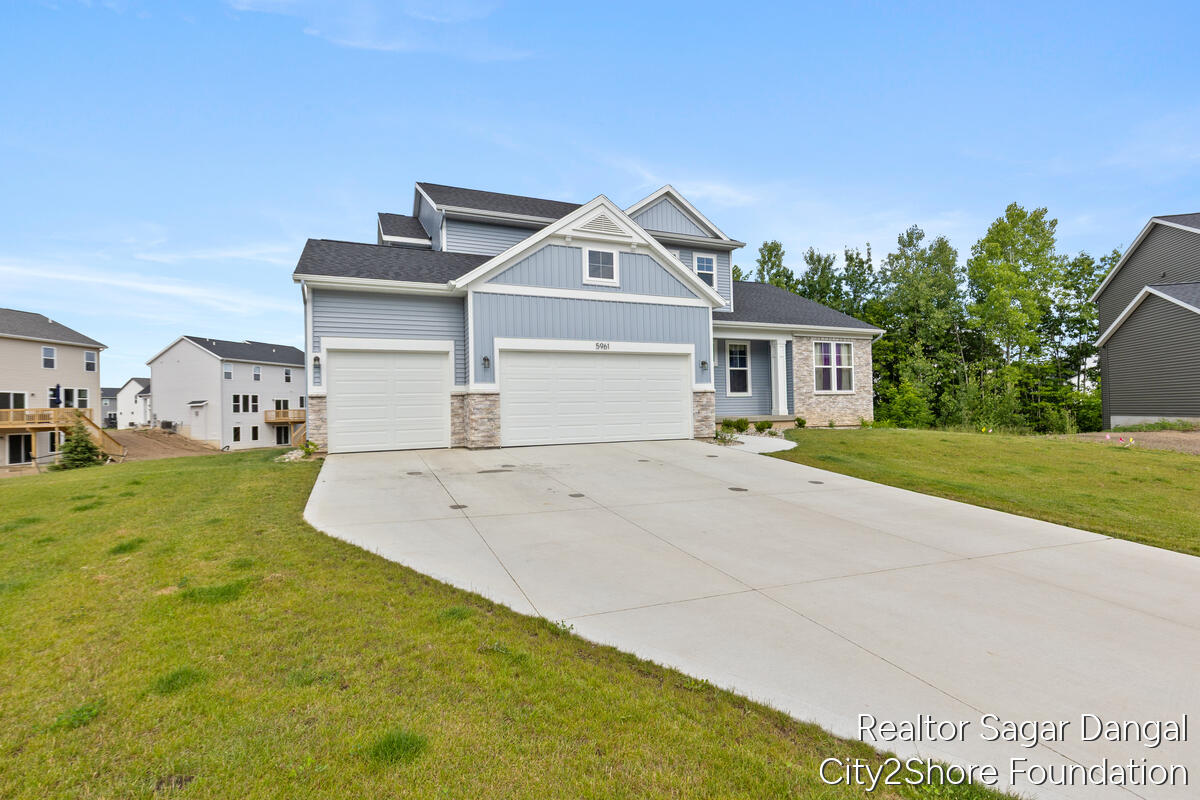 5961 SE Claymont Court SE