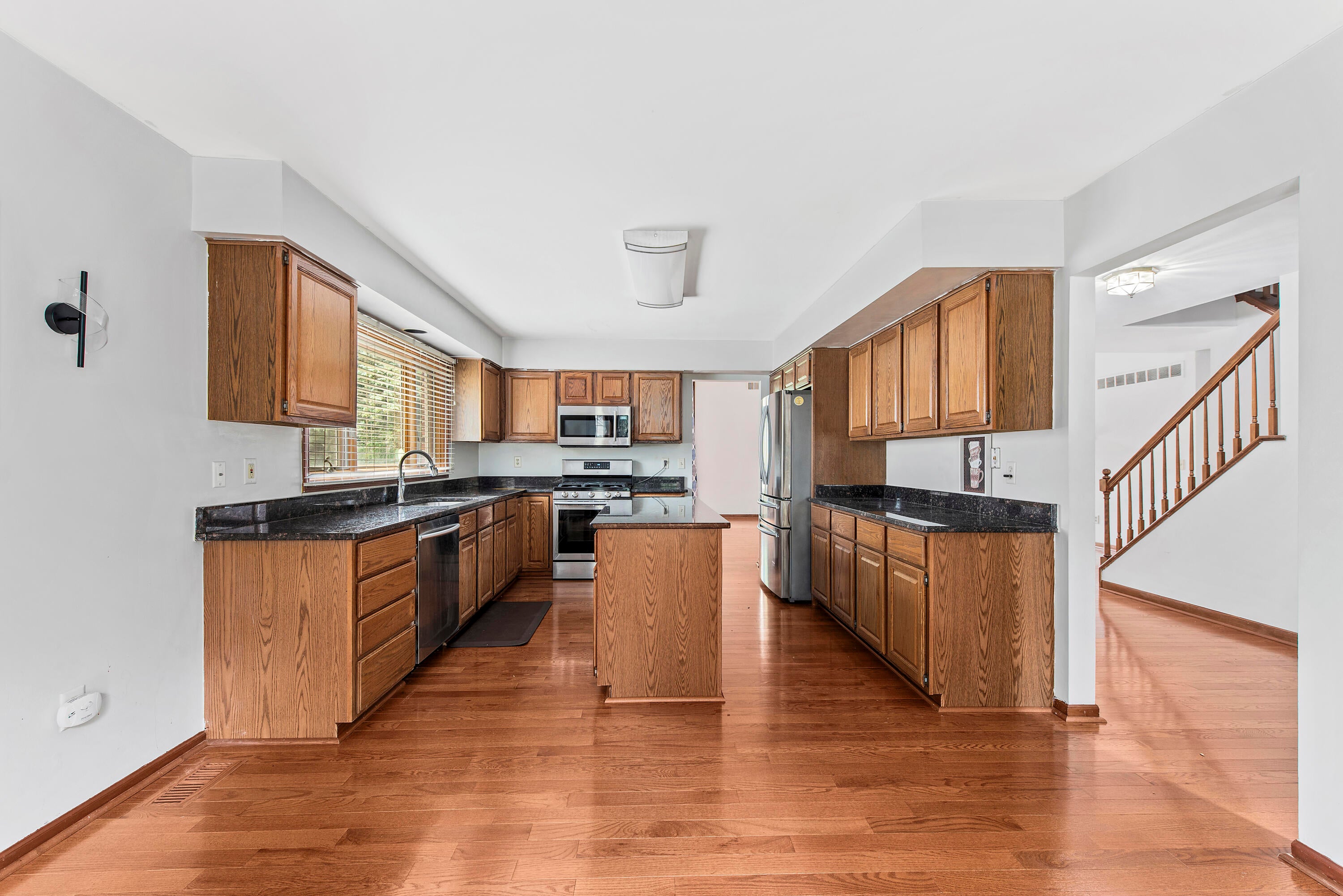 4877 Davis Court