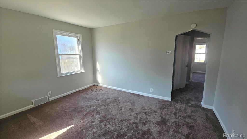 Photo of 19587 Waltham Street, Detroit City, MI 48205 (MLS # 20261027367)