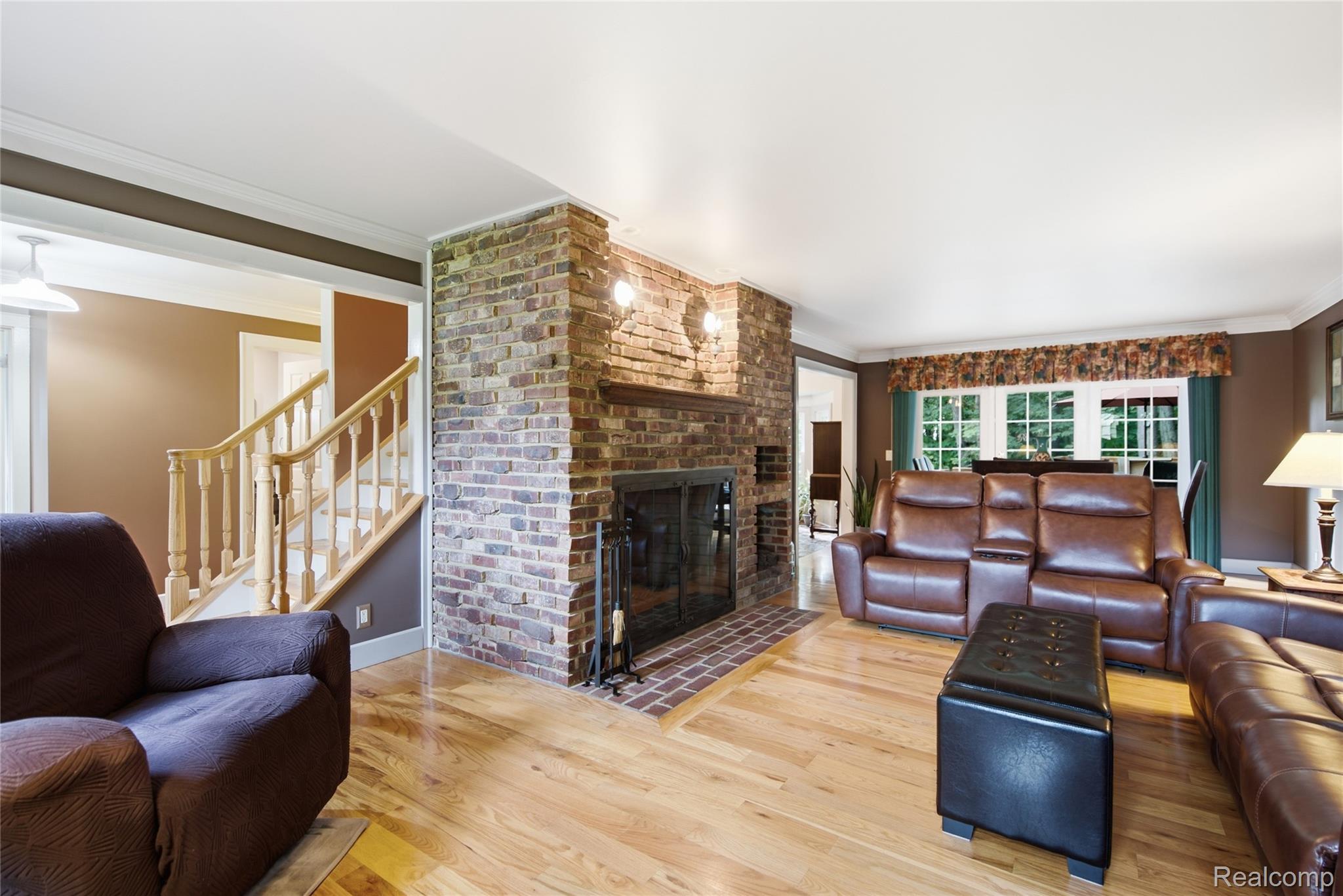 6535 Settlement Square