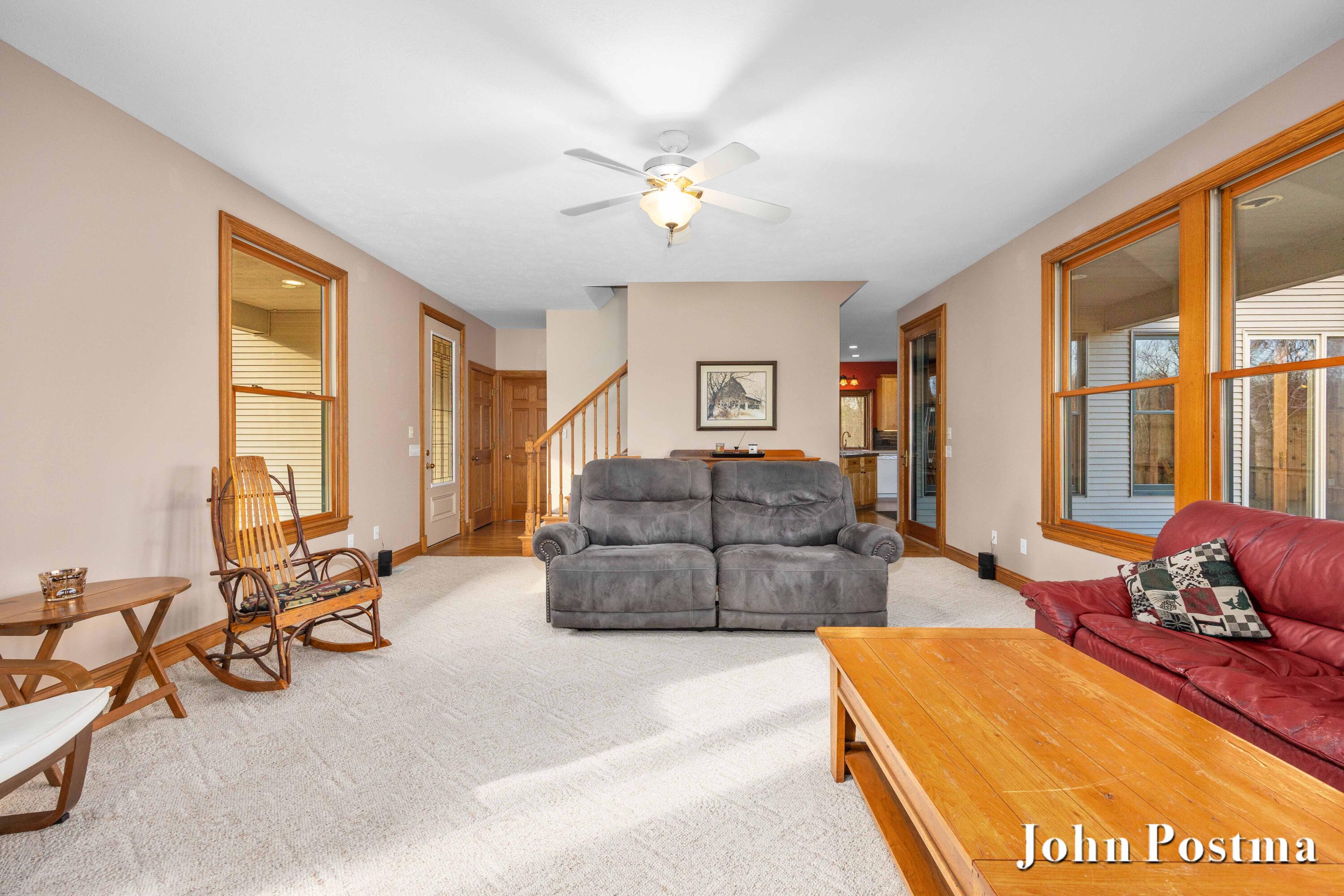 2975 Egypt Valley NE