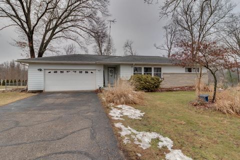 839 Belton Avenue Emmett Charter Township MI 49014