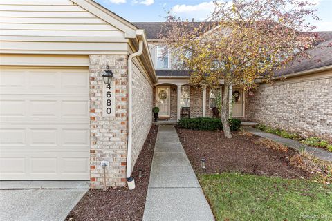 4680 Hunters Circle W Canton Charter Township MI 48188