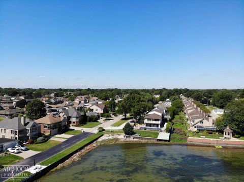 22515 Wildwood Road St Clair Shores City MI 48081