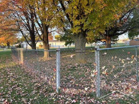 Tiny photo for 612 S 31st Street, Buena Vista Charter Township, MI 48601 (MLS # 61050193474)